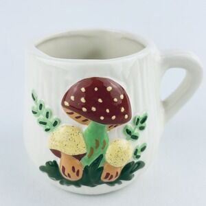 Arnels Vintage 3D Mushroom Ceramic Mug 70s MCM Cottagecore 2 Sided Read